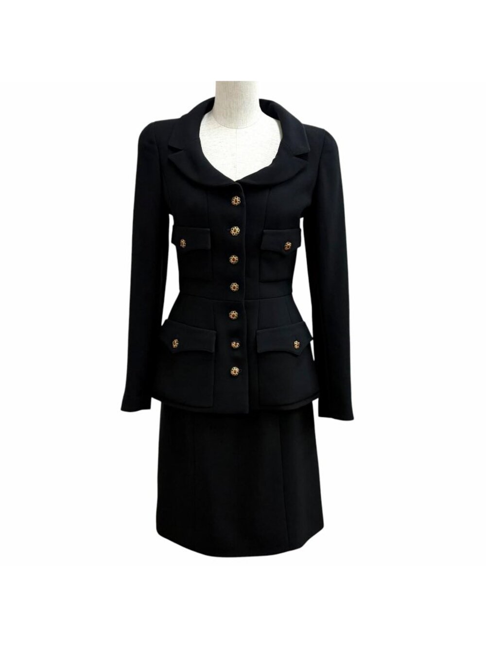Chanel Vintage 96A Wool 100% Gripoix Buttoned Jacket Skirt Set 38
